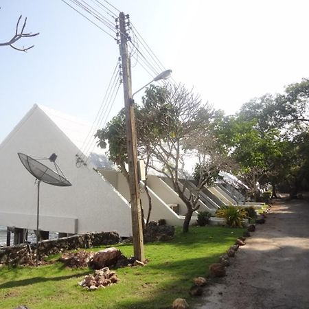 Wang Kaew Resort Районг Екстериор снимка